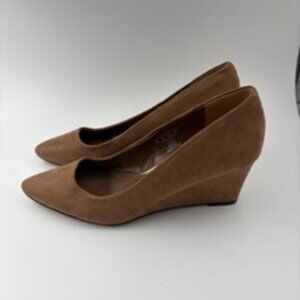 Simply Styled Agatha Brown Synthetic Suede Wedge Pump Size 5.5M